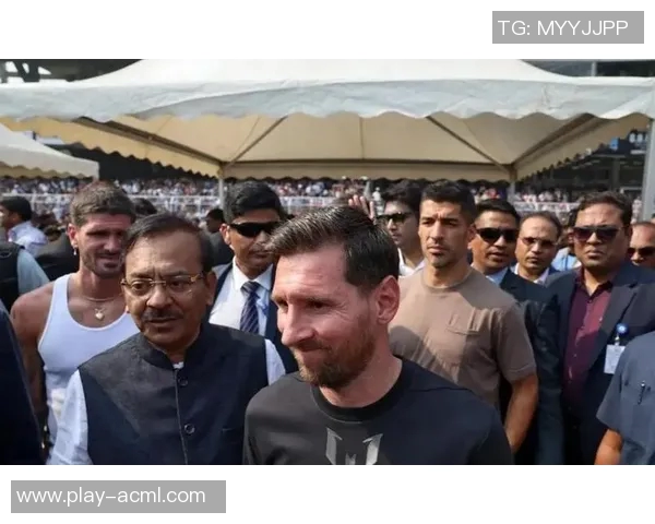 梅西印度行引发球迷骚乱两人因破坏公物被警方逮捕